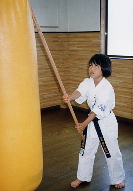 2003.6.8.karate13.jpg (48903 oCg)