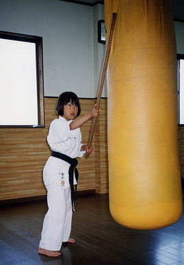 2003.6.8.karate7.jpg (43622 oCg)