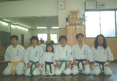 2006.1.1.karate2.jpg (56498 oCg)