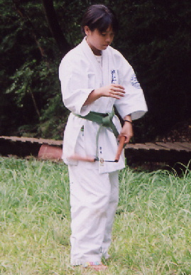 2004.8.21.karate_.gassyuku15.jpg (58369 oCg)
